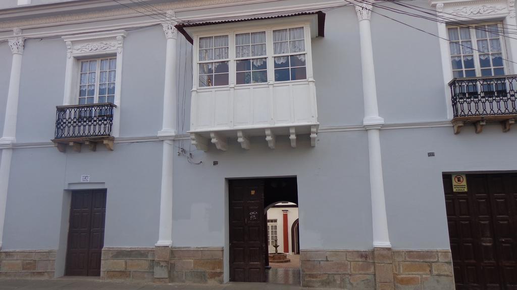 Casa Solariega Hostal B&B Сукре Екстериор снимка