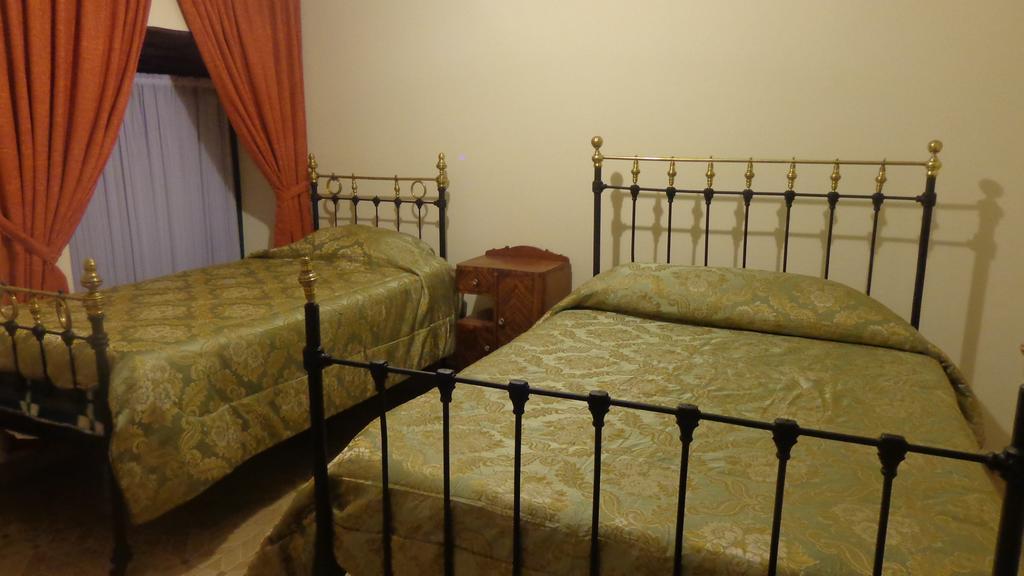 Casa Solariega Hostal B&B Сукре Стая снимка