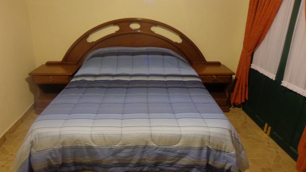 Casa Solariega Hostal B&B Сукре Стая снимка